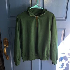 Cute green half zip with gold zipper